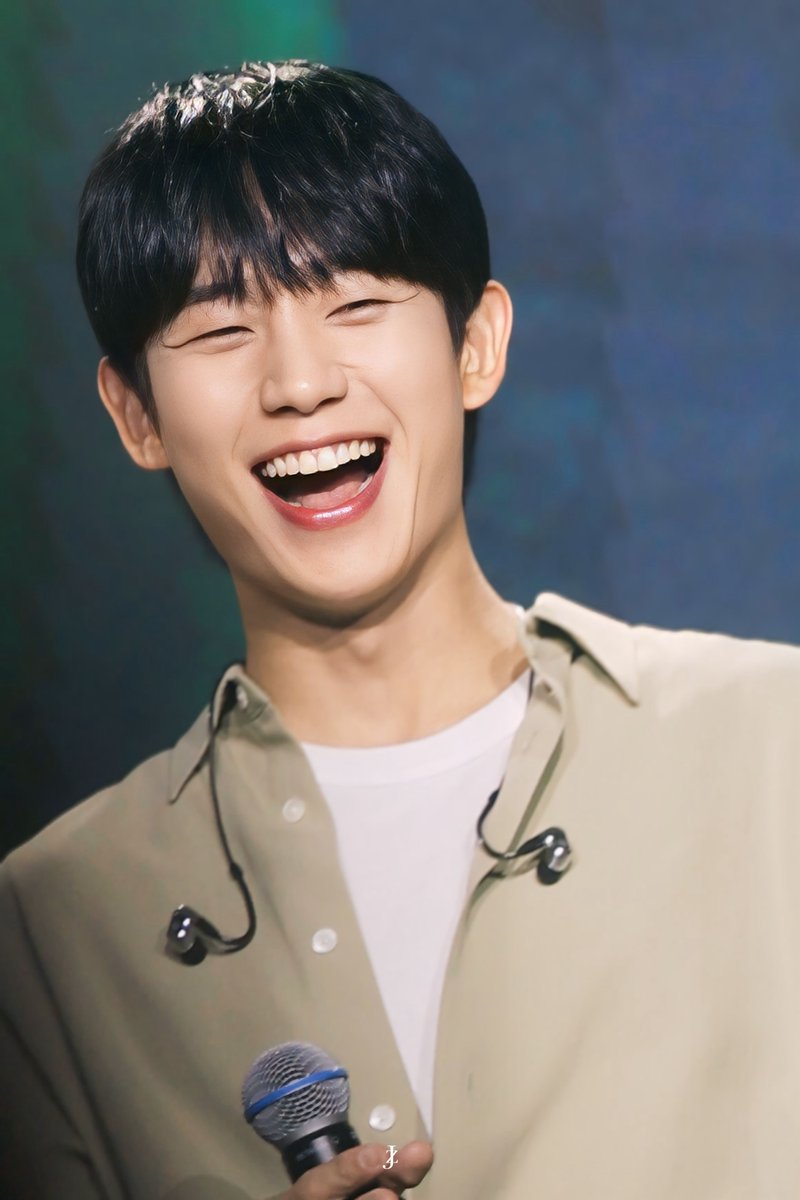 J617Z's tweet photo. [241123] 정해인 JUNG HAE IN

JUNG HAE IN FAN MEETING 'OUR TIME' IN TAIPEI

😆😆😆😄

#정해인 #JUNGHAEIN https://t.co/Xhye96sJcK
