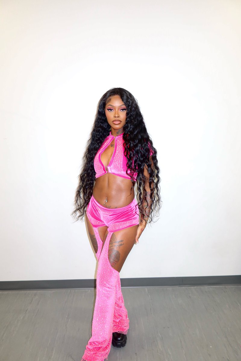 BigBossVette's tweet image. CLAFLIN HOMECOMING 💅🏾