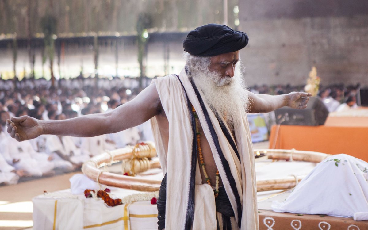 Sadhguru tweet media
