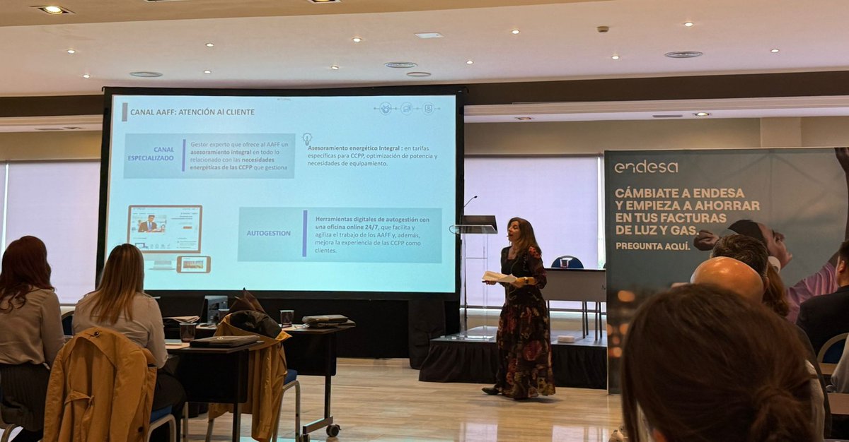 Goextin's tweet image. Encuentro con @CAFMalagaES  para avanzar y mejorar en la gestión energética en las #comunidades de #propietarios. Con @Endesa   de la mano todo es más fácil para dar mejor servicio. Un momento ideal para departir con los profesionales del bienestar de las #comunidades de #vecinos