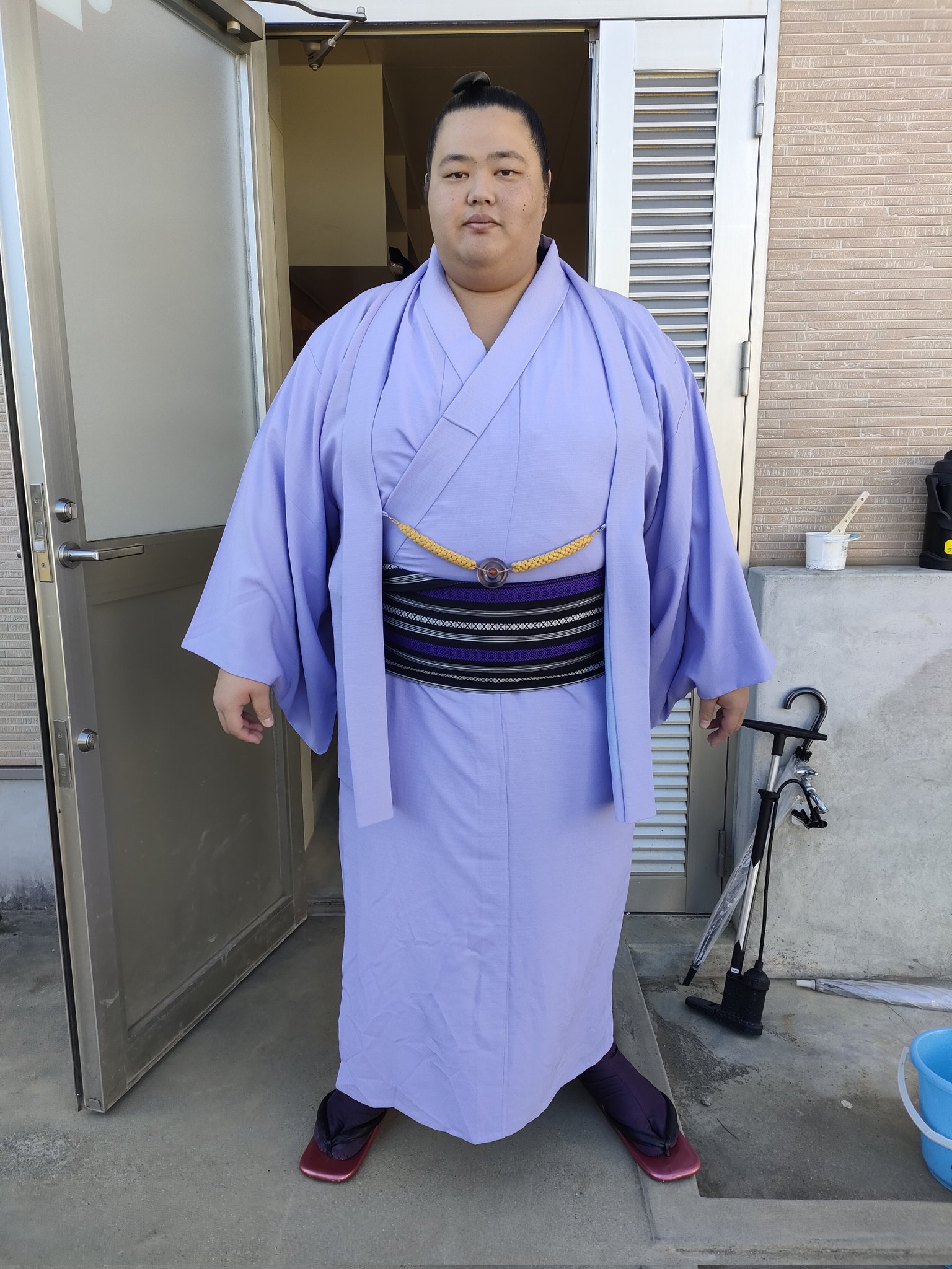 相撲が好きならぜひ持つこと。珍品・二度とない新品としています