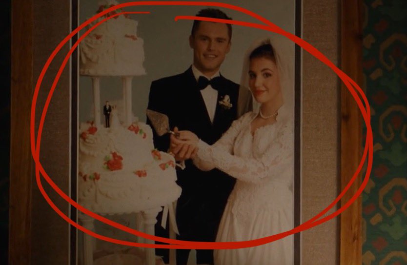 drpollyphd's tweet image. It's getting harder and harder to tell if an image was generated by artificial intelligence. I've circled some clues here that might mean this is AI.