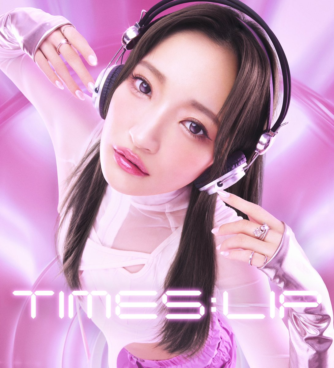 Girls2_official's tweet photo. ／ 
 エテュセ 「タイムス リップ」 💄
キービジュアルに小川桜花が決定！！
＼

2024年12月5日(木) 
エテュセから限定発売される、今求めている旬の唇に仕上がる冬の限定リップ💄
「タイムス リップ」のキービジュアルに
小川桜花の起用が決定しました✨

店頭やWebに展開されるキービジュアルをお見逃しなく。
「タイムス リップ」の商品と併せてご注目ください👀❤️‍🔥

エテュセ公式サイト
https://t.co/bx5gswoaA8

#エテュセ 
#Girls2 #ガールズガールズ