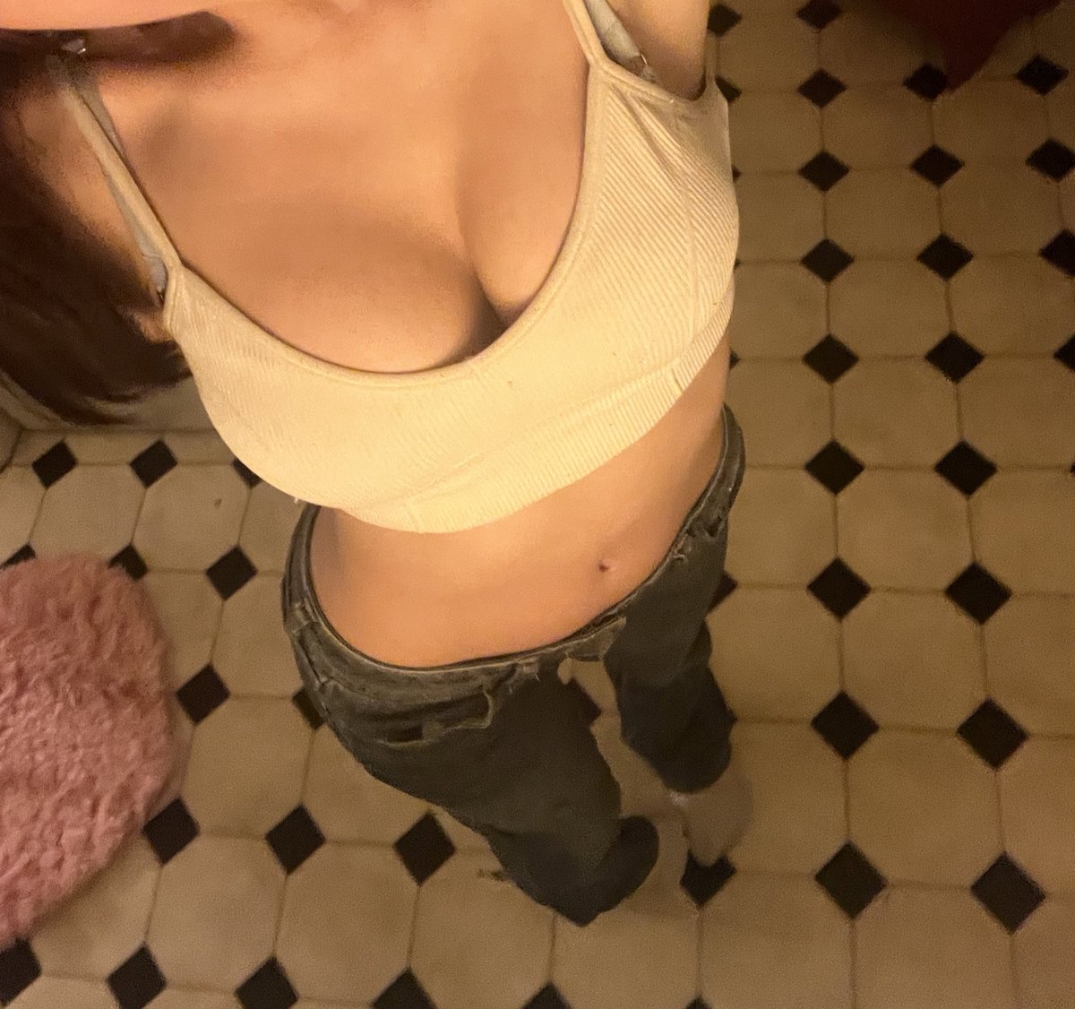 basedfelice's tweet photo. whatteverrrr hii https://t.co/uNPYALUkh6