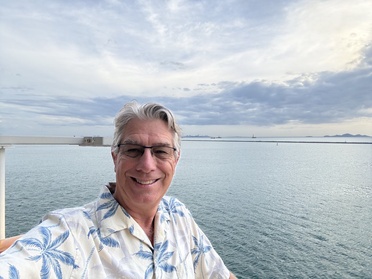 BobKendall10's tweet photo. My last day @59. #BKK #Thailand https://t.co/a4DcXFsrSm