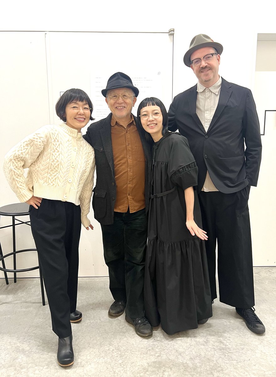flyingtheatreJG's tweet photo. 「朗読と音楽　串田孫一と中原中也」

おかげさまで松本公演は終了いたしました。連日満員御礼でありがたい限りです！ご来場のお客様に深く感謝申し上げます。

#串田和美 #小林聡美
#musicforisolation

12月7日は山口公演！
こちらも完売しておりますが、
当日券情報はもう少しお待ち下さいませ✨ https://t.co/qoM0vUJucs