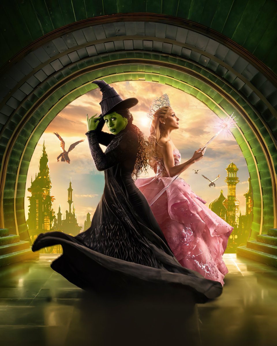 Feature_First's tweet image. Dwayne "The Rock" Johnson says that people should feel free to sing in movie theaters:

"You've paid your hard earned money for a ticket, and you've gone into a musical, and you’re into it. Sing"

Source: @BBC