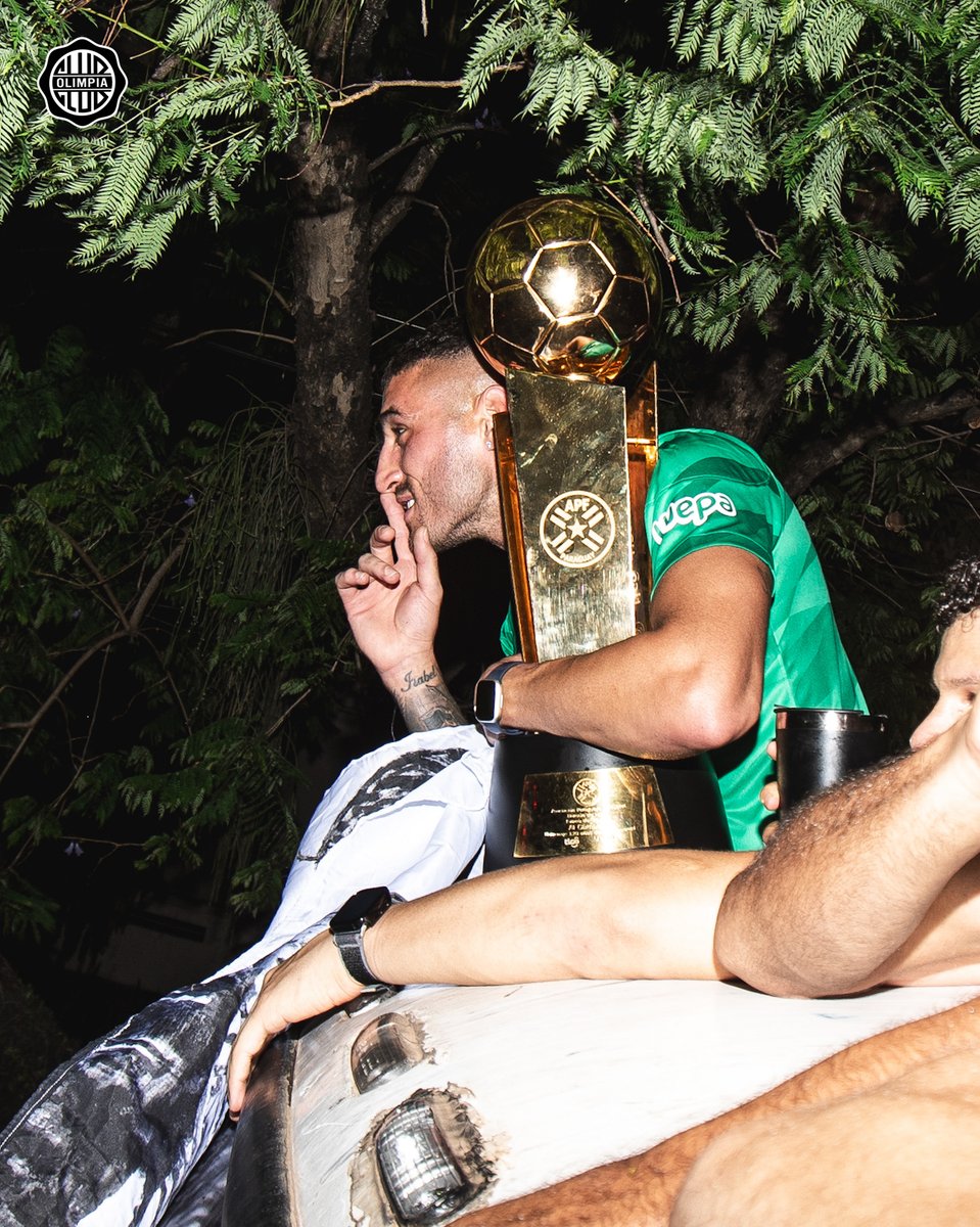 ¿Cómo no vas a poner a Olimpia como candidato?

🤫🏆