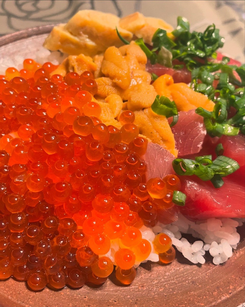 十七絃のレコーディング
からの海鮮丼！！

#いくら #うに 
#レコーディング
