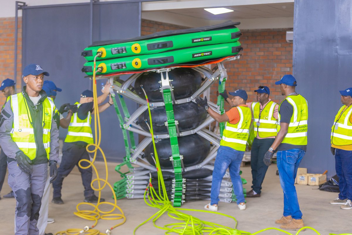 RwandaAirports's tweet photo. Looking back at last week's impactful Aircraft Recovery Management Course! https://t.co/Z5zBVhkAk2