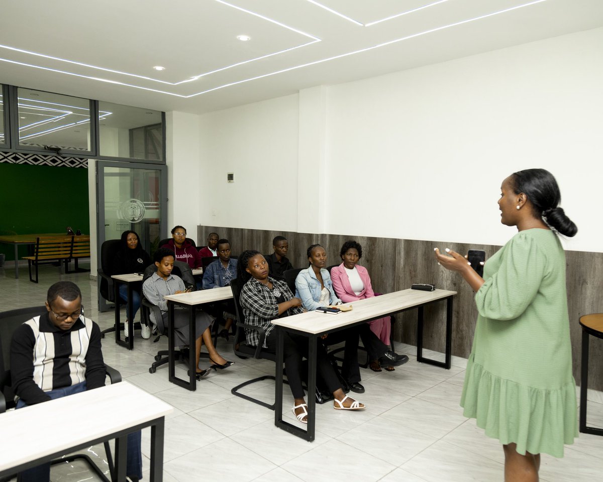 GEWRwanda's tweet photo. “Global entrepreneurship week is about Celebrating entrepreneurs in Rwanda, And it has been special having Chancen international join us in this year Global Entrepreneurship Week”-@BatamulizaAneth , AGGPR Regional Community Manager.

#GEW2024 #GEWRwanda2024 https://t.co/LX3pcX8VzJ