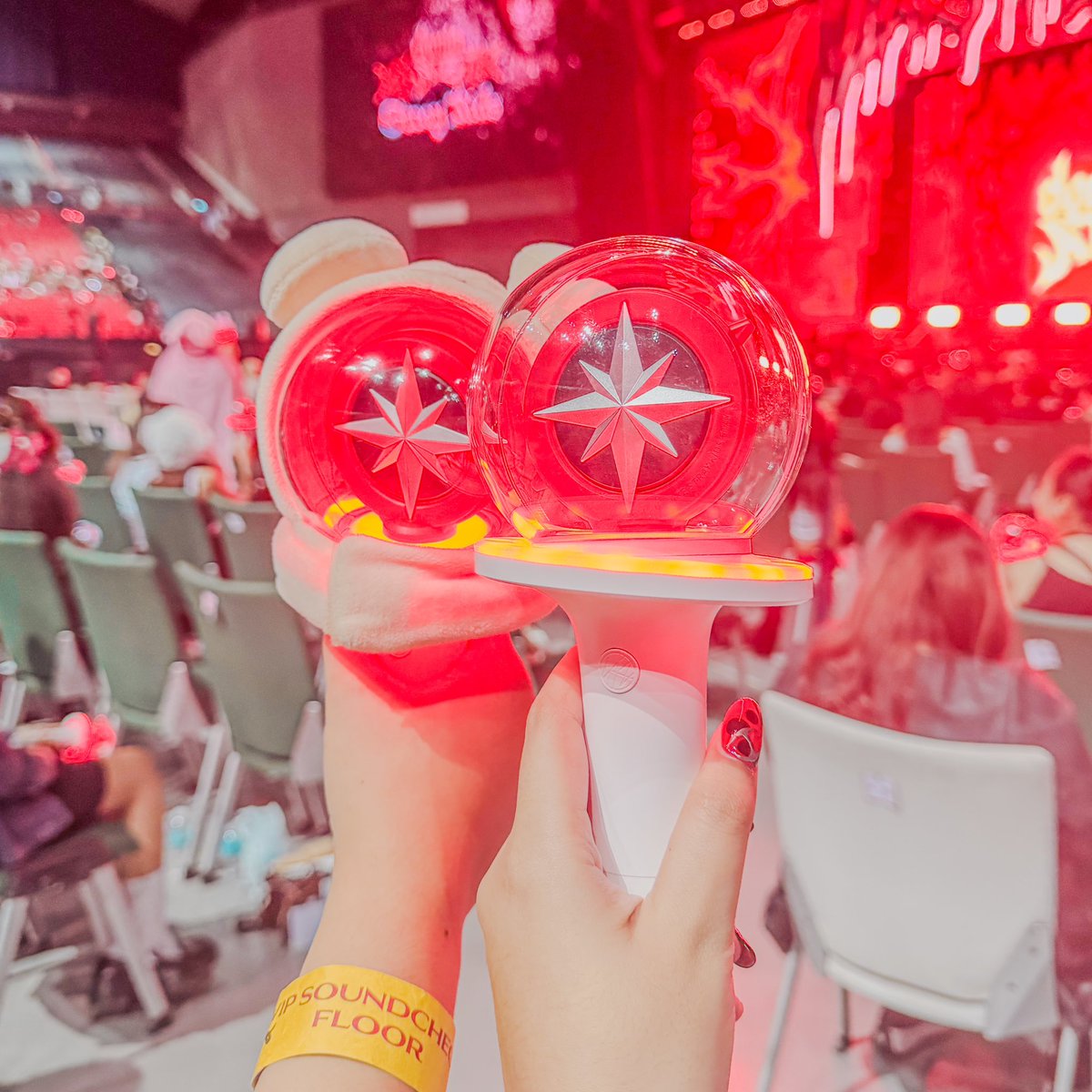 donna ₊˚⊹ ᰔ tweet media