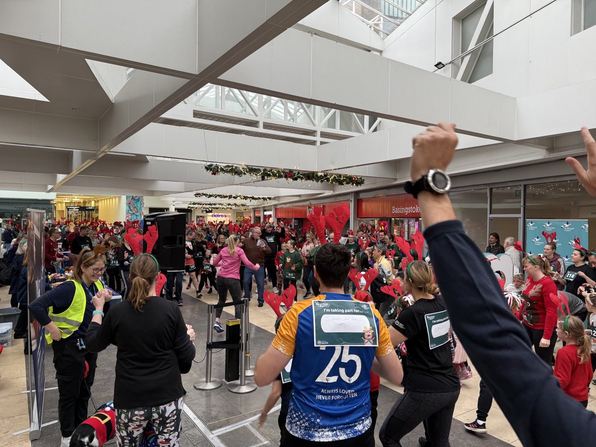 St John Ambulance ¦ Hampshire & Isle of Wight (@sjahampshireiow) on Twitter photo Our SJA Elves had a fabulous time looking after the Elf and Safety of the <a href="/smhbasingstoke/">St. Michael's Hospice</a> Reindeer Run Herd yesterday morning! 🦌🦌🎅🏼🛷
The countdown to Christmas is well underway! Our SJA Elves had a fabulous time looking after the Elf and Safety of the <a href="/smhbasingstoke/">St. Michael's Hospice</a> Reindeer Run Herd yesterday morning! 🦌🦌🎅🏼🛷
The countdown to Christmas is well underway!