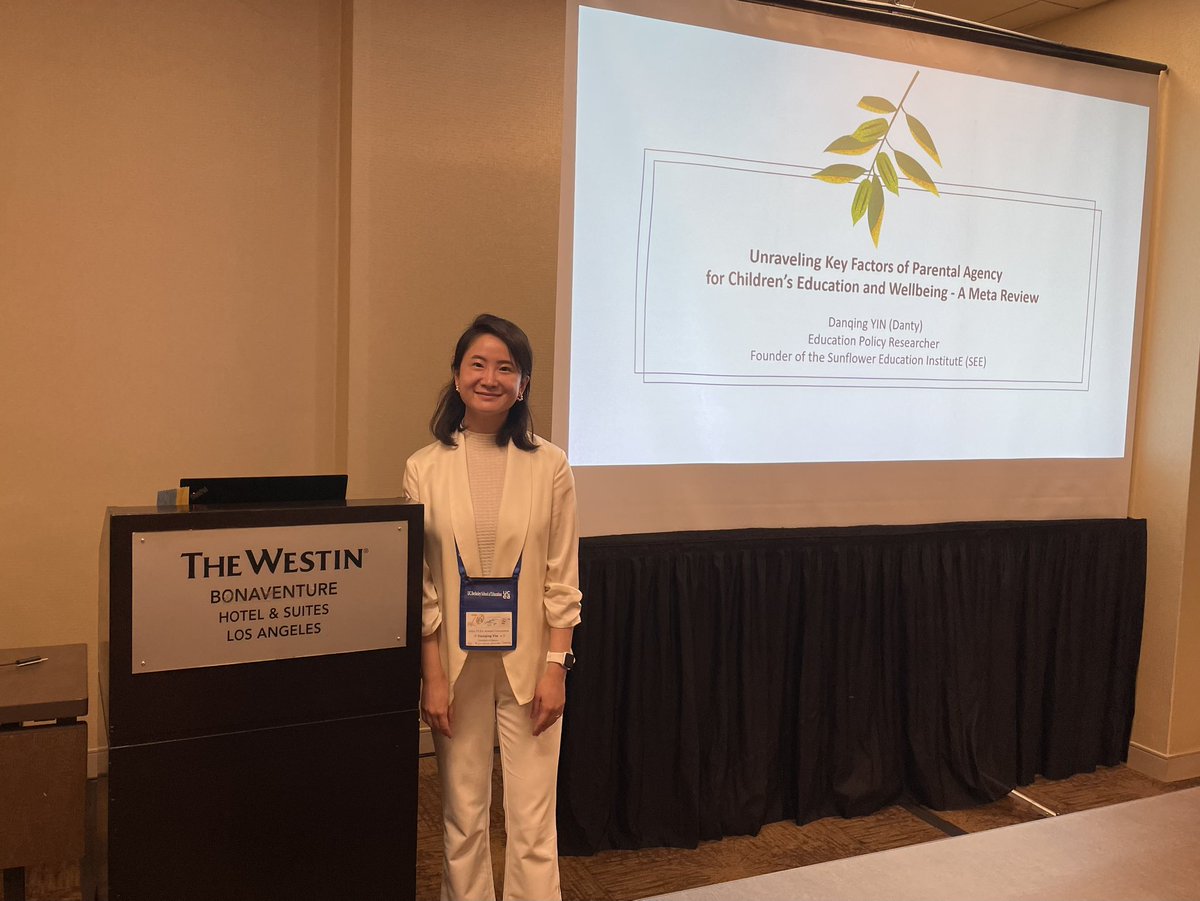 DanqingYin's tweet photo. To great learning experiences 🥂🥂🥂#UCEA #UCEA24 https://t.co/Yjhve4OsOr