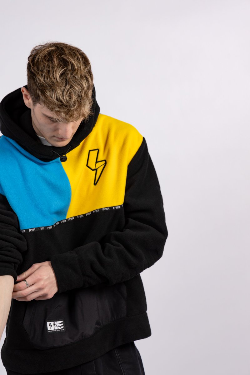 overstrand's tweet image. New Tri-Tone Hoodie is out!
Use code "Over" for 5% off :D
⚡️ pwr.supply ⚡️