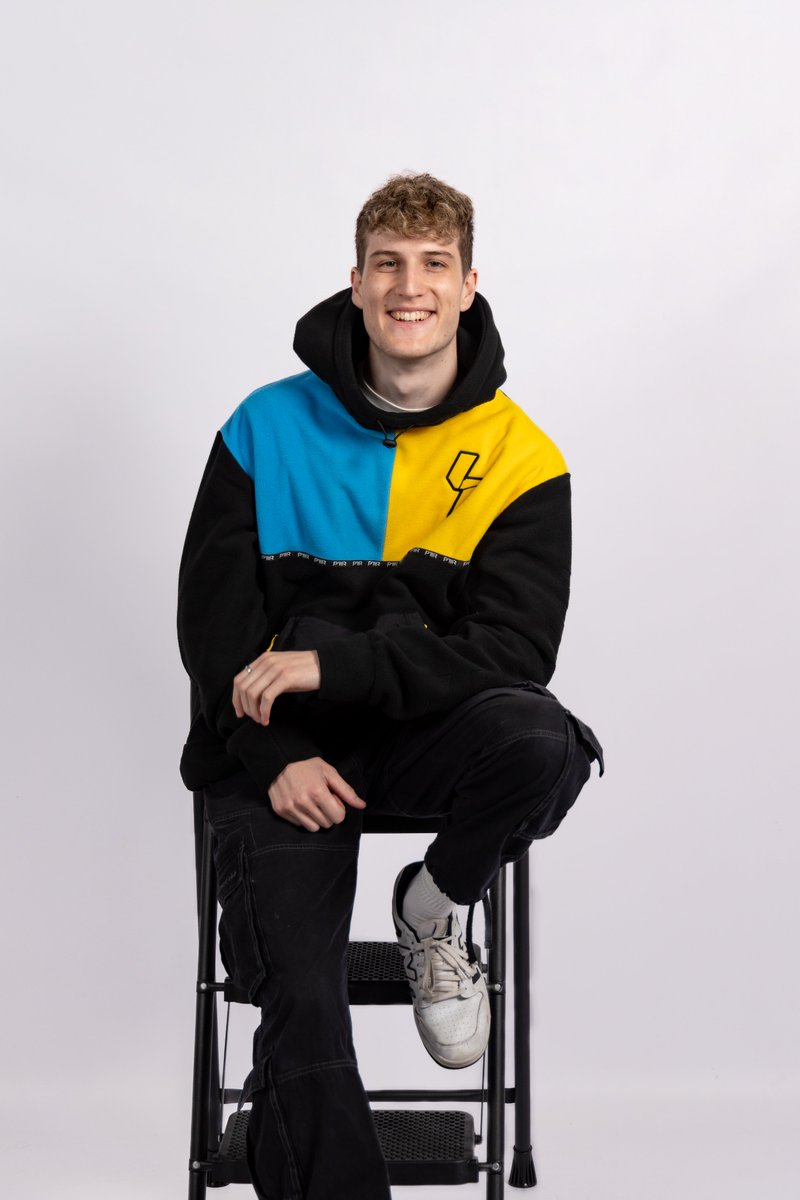 overstrand's tweet image. New Tri-Tone Hoodie is out!
Use code "Over" for 5% off :D
⚡️ pwr.supply ⚡️