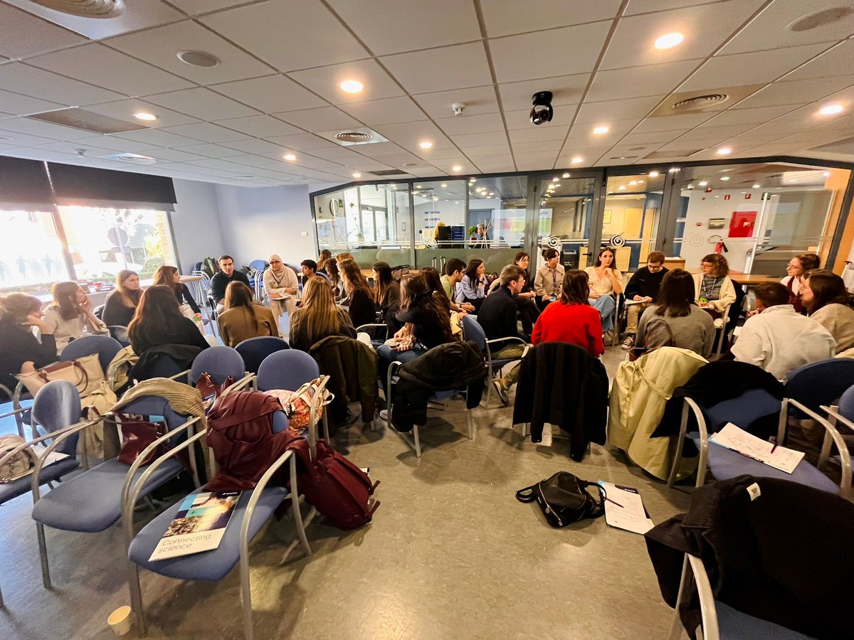 ScienHub (@scienhub_org) on Twitter photo 🏥 ¡Culmina con éxito el curso #RutiMPEx! 👩⚕️Una experiencia teórico-práctica que fortalece la competencia de farmacéutic@s en gestión hospitalaria. Hoy, +50 asistentes enriquecieron los talleres con su participación activa.
Gracias al apoyo de <a href="/GSK_ES/">GSK España</a> y otros colaboradores 🏥 ¡Culmina con éxito el curso #RutiMPEx! 👩⚕️Una experiencia teórico-práctica que fortalece la competencia de farmacéutic@s en gestión hospitalaria. Hoy, +50 asistentes enriquecieron los talleres con su participación activa.
Gracias al apoyo de <a href="/GSK_ES/">GSK España</a> y otros colaboradores