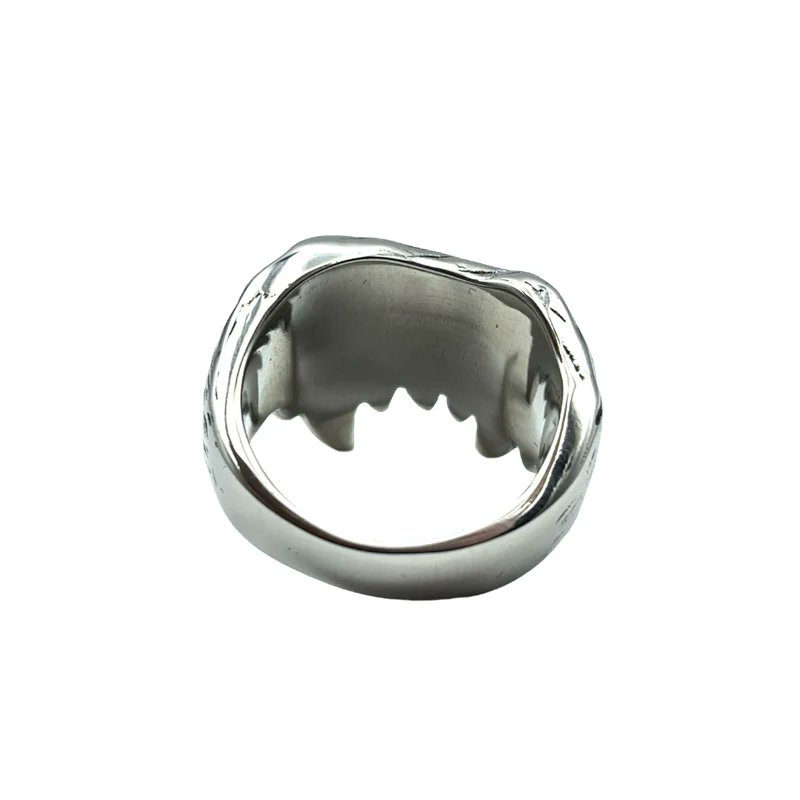 TitanHertz's tweet image. Beast Tooth Ring: A Wild Touch
Our shop link🤩titanhertz.myshopify.com/products/beast… 

#titanhertz #ringformen #hiphopwear #streetvibes