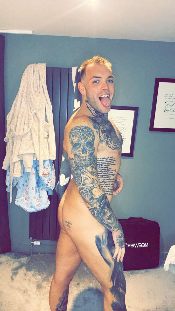 Good morning 💁🏼‍♀️🩷