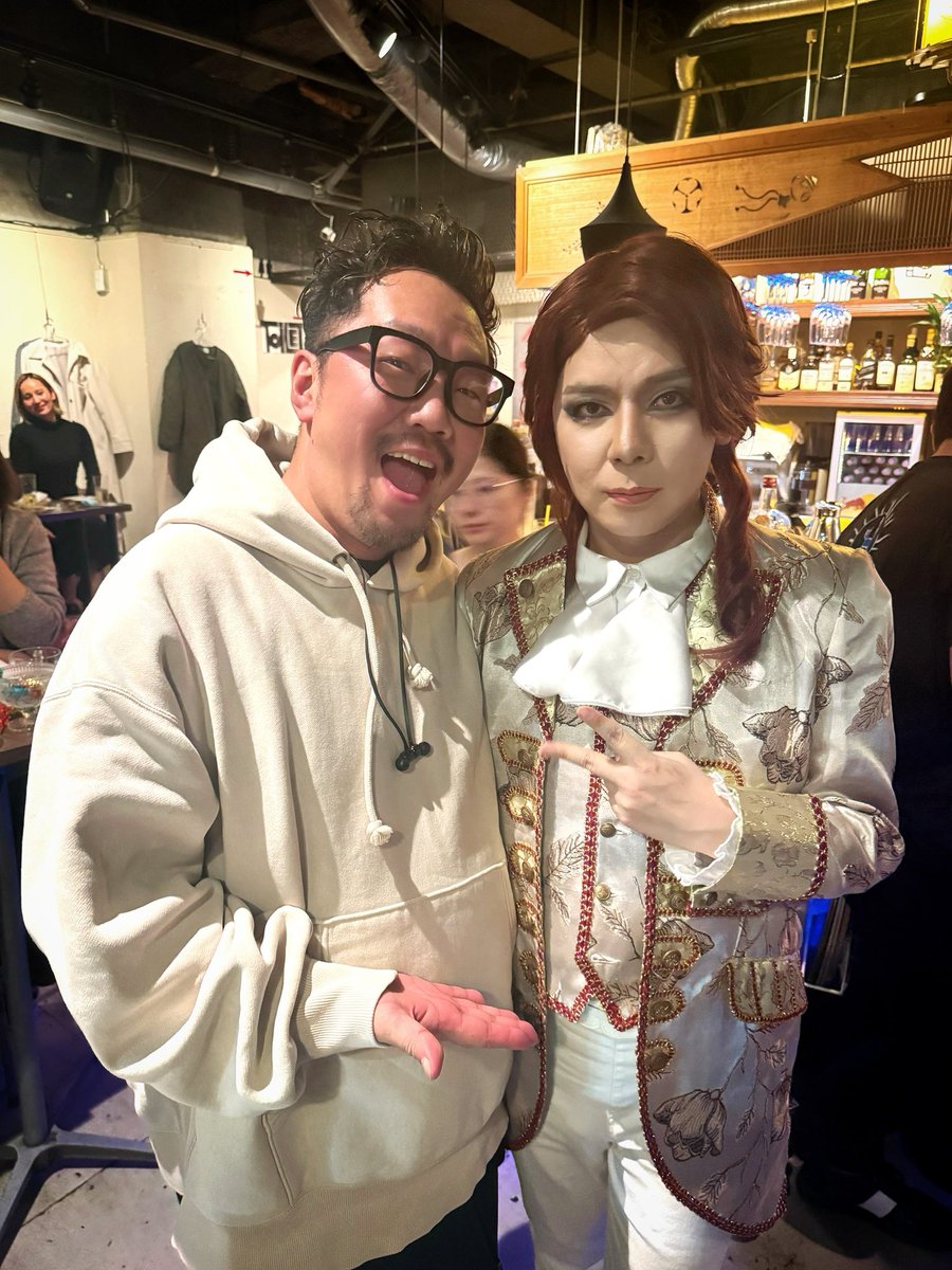 justippei's tweet photo. 羅賓歌劇団スター #朝帰飲美 様
#NomiAsagaeri
#MorieHerpangina @Morieherpangina
#ベルサイユのばら
#羅賓歌劇団 #TheSoundOfMusicals #Osaka #DoWithCafe #DragQueen #LipSyncShow #Musical https://t.co/sV1bjvmN9R