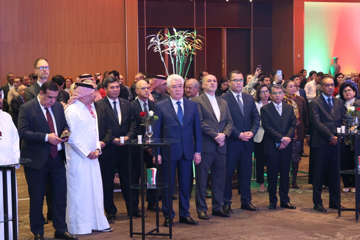 OmanEmbassyUZB's tweet photo. احتفلت سفارة سلطنة عمان في جمهورية أوزبكستان بتاريخ ٢٠ نوفمبر ٢٠٢٤م بمناسبة العيد الوطني الـ ٥٤ المجيد، بحضور ضيف الشرف معالي وزير التعليم العالي والعلوم والإبتكار الأوزبكي، وعدد من كبار المسؤولين في الحكومة الأوزبكية. https://t.co/e6h30FIjv3
