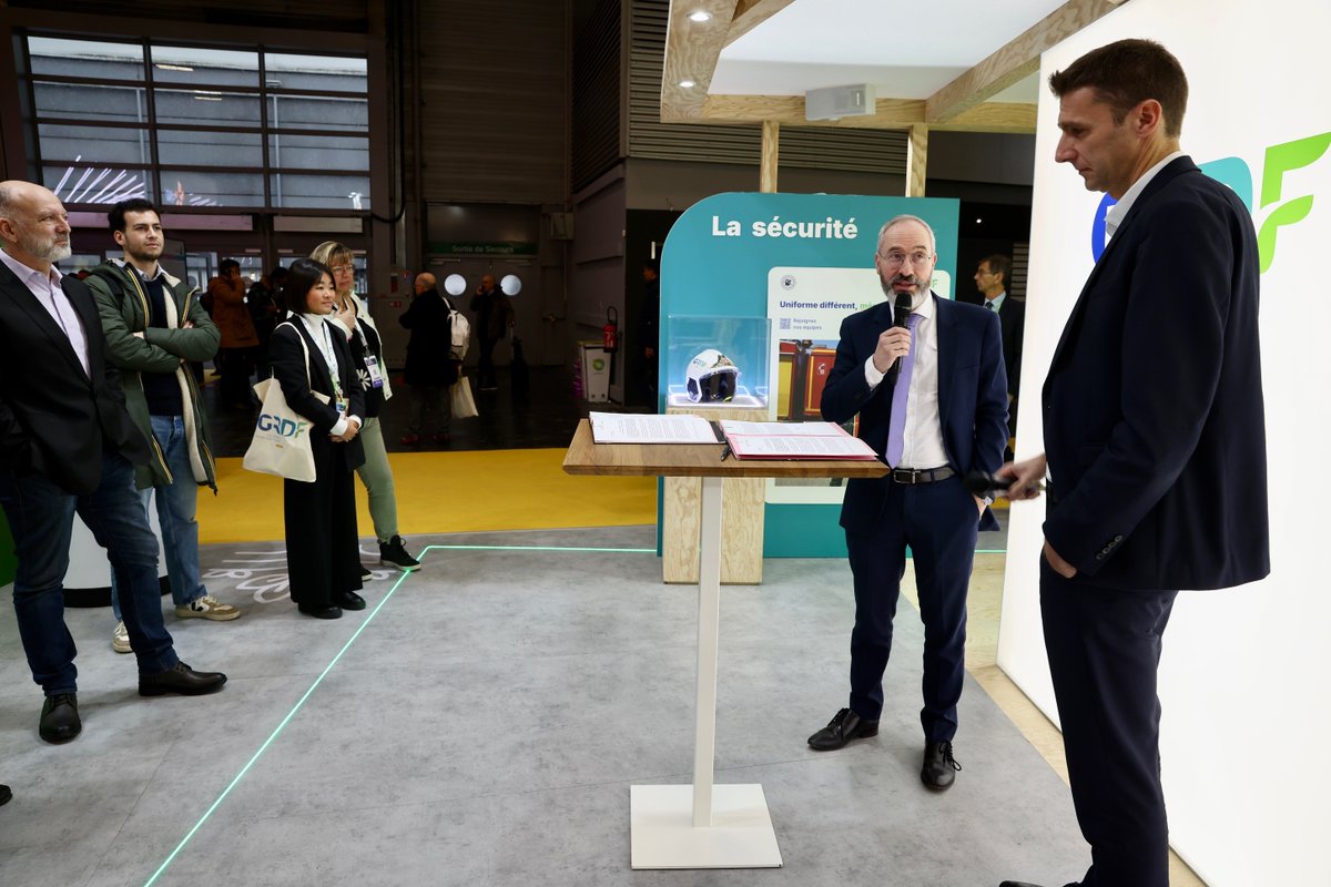 Jeudi dernier, j’ai assisté à l’annonce du partenariat stratégique entre <a href="/GRDF/">GRDF</a>, IOWIZMI &amp; <a href="/SUEZ/">SUEZ</a> : un contrat de 10 ans pour mutualiser les infrastructures de télérelève en France et réduire l’impact environnemental. Merci à tous les acteurs mobilisés pour cette belle avancée !