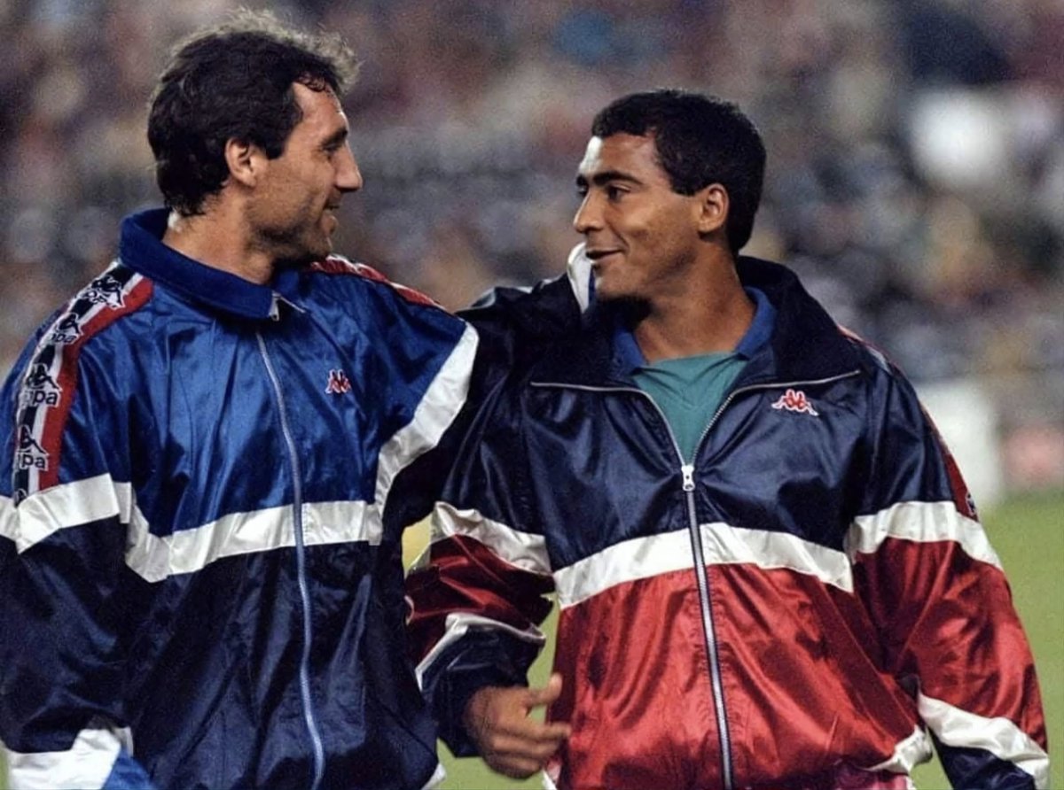 90sfootball's tweet photo. Hristo Stoitchkov and Romário 🇧🇬🇧🇷 https://t.co/x4uBxO8WLn