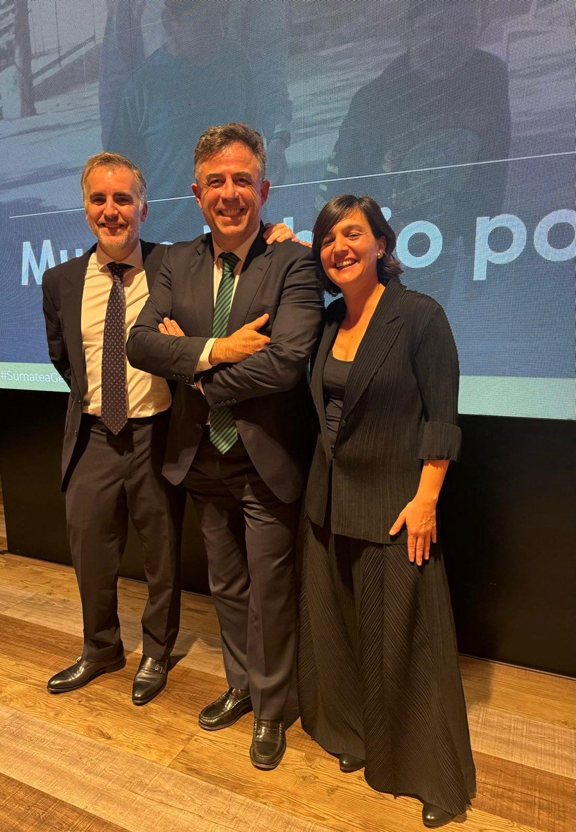 URSAiberica's tweet photo. La semana pasada tuvimos el honor de acompañar a la @FundacionGet en su 2ª Cena Solidaria. Un evento lleno de esperanza, solidaridad y compromiso. Desde hace 3 años, apoyamos a esta fundación que trabaja
incansablemente para apoyar a familias con menores a cargo 👨‍👩‍👧❤️ https://t.co/jUXdVVJP6e