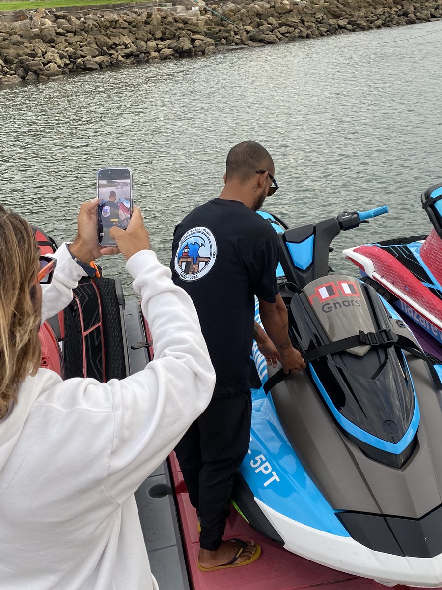 First jet ski <a href="/gnars_dao/">Gnars</a> in Nazaré🤙🏾