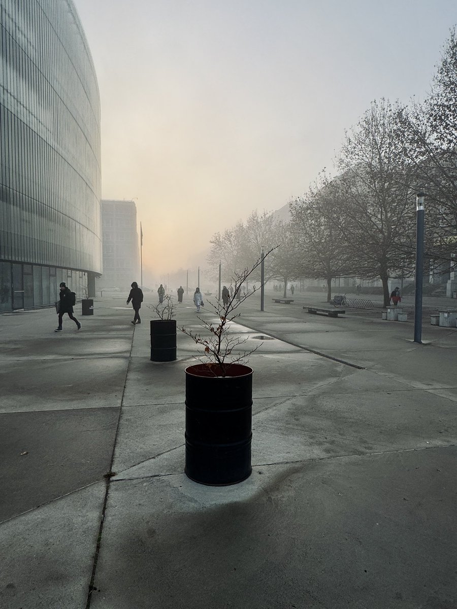 Ráno u <a href="/ntkcz/">NTK - Národní technická knihovna</a> ♥️