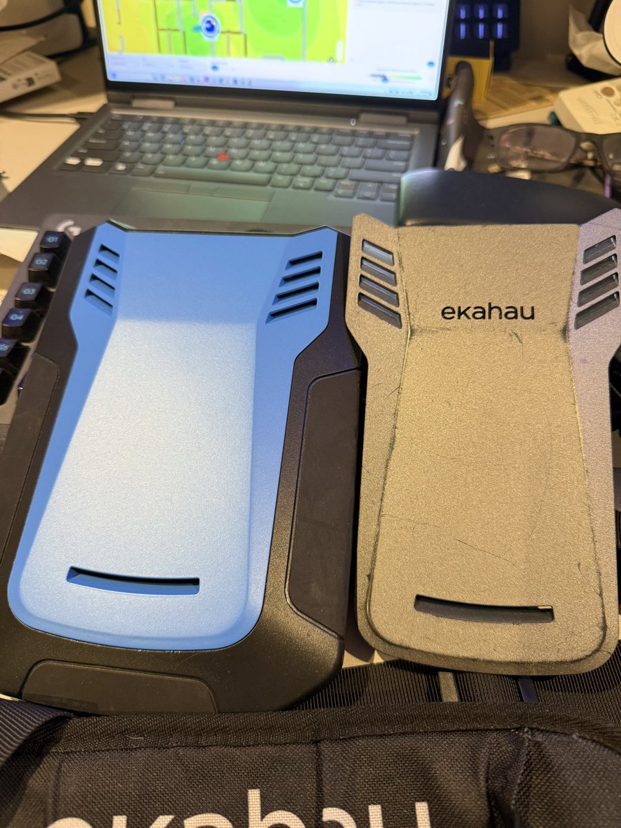 Thanks <a href="/ekahau/">Ekahau</a> for the new cover. It makes it look like new again !