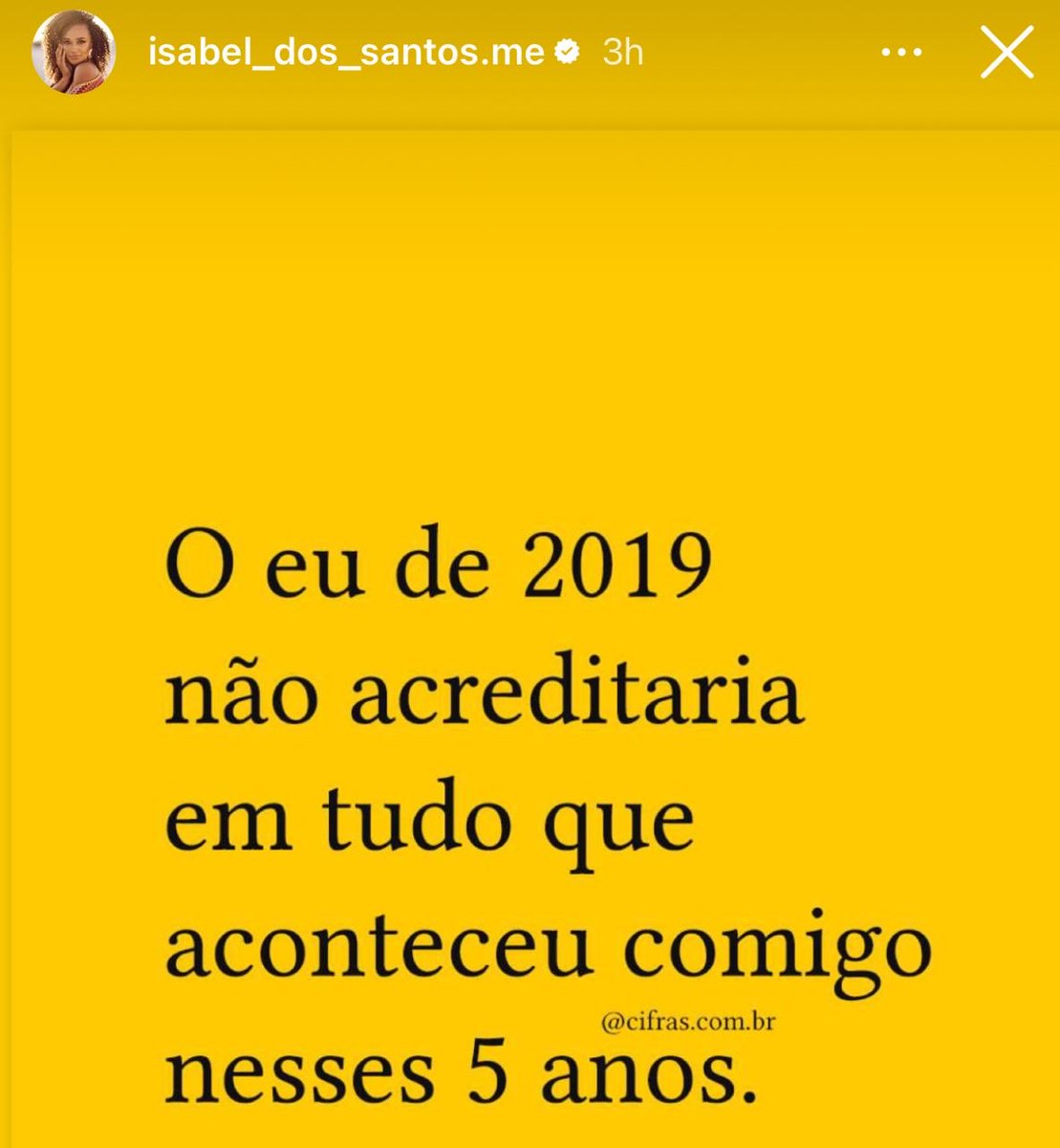 Ovskyto's tweet photo. Mana Beluxa a se rever no meme! #AvidaDaVoltas #HojeEstasEmCima #AmanhaEstasEmBaixo #AvidaSegue #CadaUmComAsSuasMalambas #ÉsóCoragem https://t.co/dUbUeJPw98