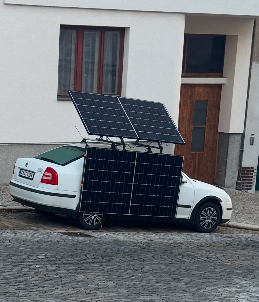 Radim Sochor tweet media