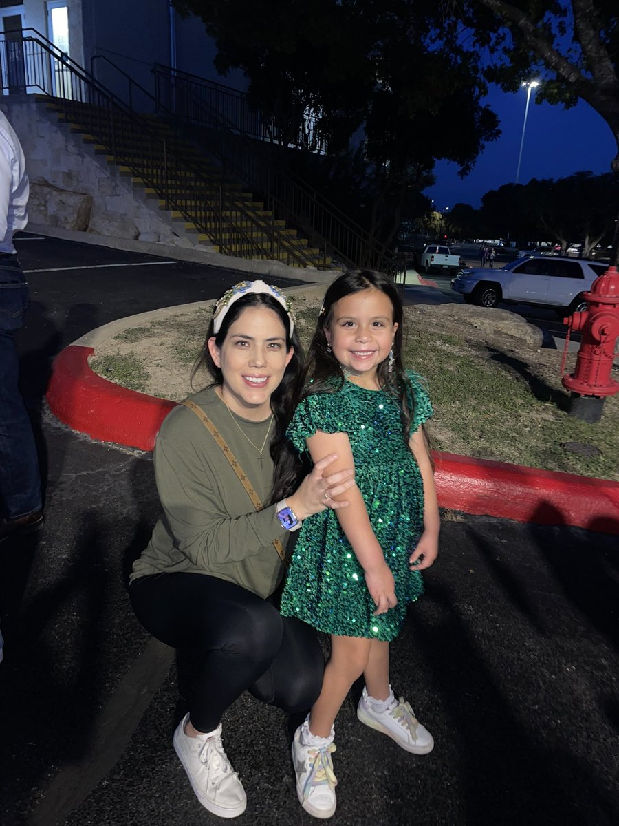 Sarah Bargas tweet media