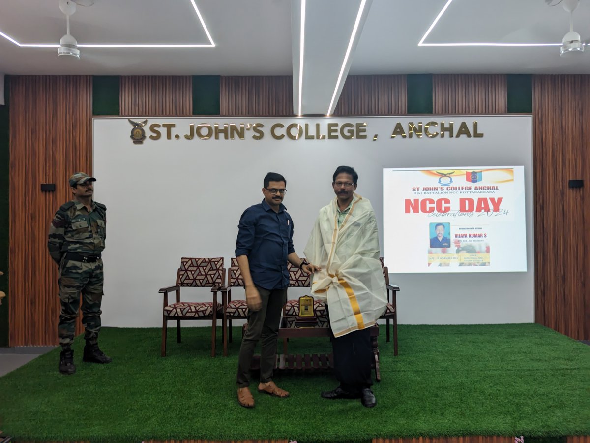 9keralabnNCC's tweet photo. "NCC Day celebrations take a proud turn! 9K BN NCC cadets honor veteran RTD Sub Vijaya Kumar for his service. #NCCDay #9KBNNCC #ProudMoment" https://t.co/HJfp7WFF5x