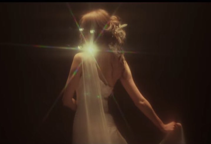 NeneThaiFans's tweet photo. ว่าแต่ใช่ เทพี Aphrodite มั้ยคะ? 

แต่ใดๆคือสวยตะโกน!! 

#Nene_CosmicLove
Cosmic Love MV Out Now
 #nenevader #เนเน่ https://t.co/JzOKvYSlq8