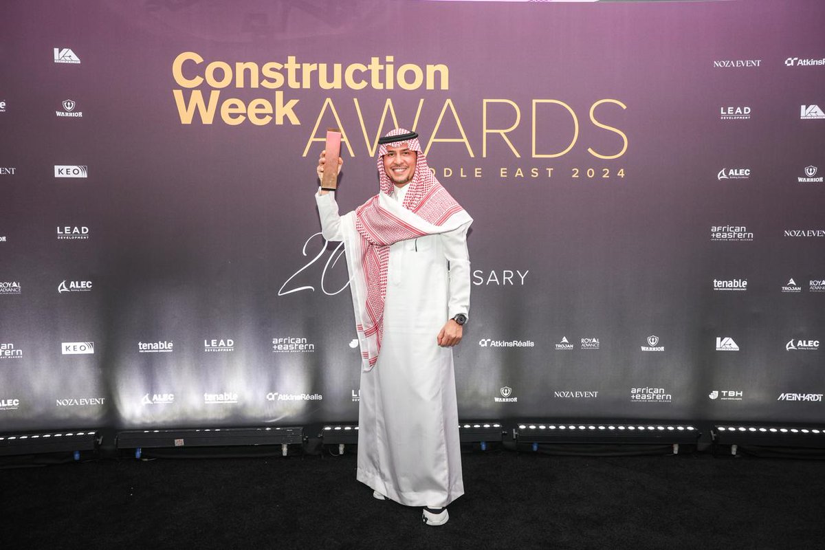 albawani's tweet image. Celebrating Excellence: Eng. Fakher AlShawaf.
We're thrilled to announce that our visionary GECO, Eng. Fakher AlShawaf, has been honored with the Lifetime Achievement Award by Construction Week Magazine Middle East in Dubai!
This prestigious recognition celebrates Eng. Fakher's…
