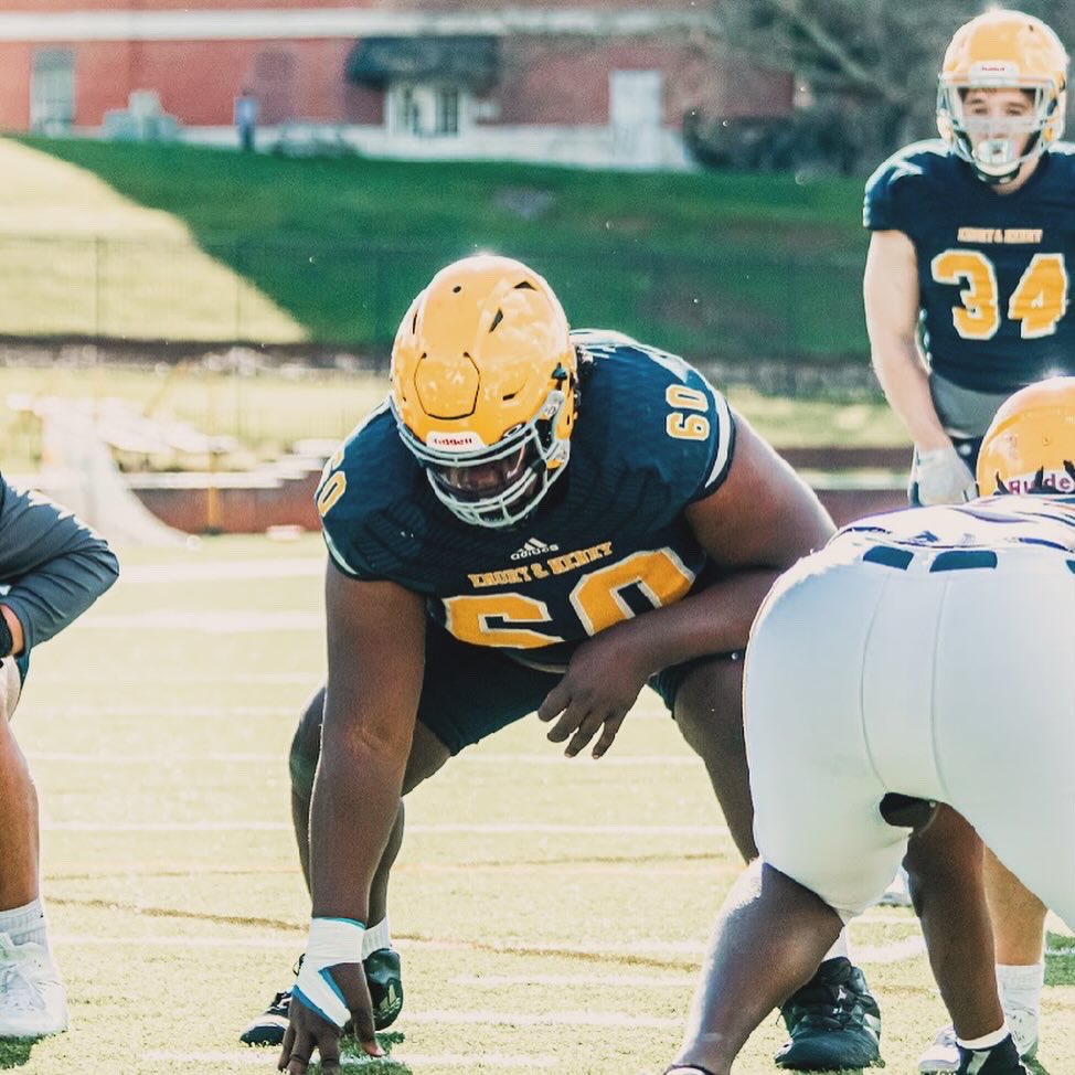 I will be entering the transfer portal with 3.5 years left of eligibility remaining on December 9!

-6’5
-350
-tackle/guard