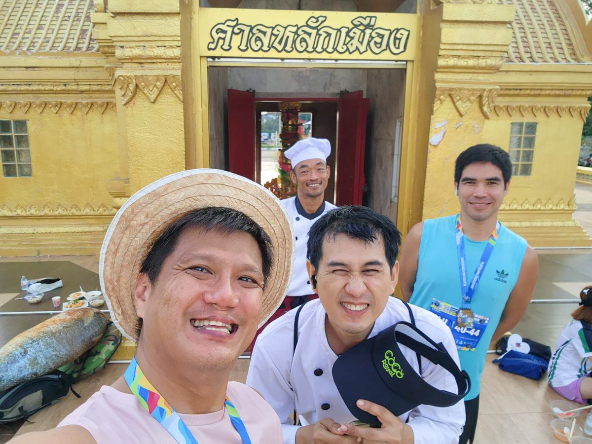 NinjaTooK's tweet photo. 🐟 ลุงตุ๊ก และ ผองเพื่อน ที่งาน ปลาทูมินิ-ฮาล์ฟมาราธอน ครั้งที่ 8 🫶 ดีใจที่ได้เจอกันครับ 🥰
#ปลาทูฮาล์ฟมาราธอน8
#ปลาทูฮาล์ฟมาราธอน
#PlatooHalfMarathon
#Pla2HalfMarathon
#Pla2HalfMarathon2024
#Platoo8 #วิ่งปลาทู
#Platoo #pla2
#วิ่งจนปลาทูหน้างอ
#tookkyrun https://t.co/QVBRQoKndg