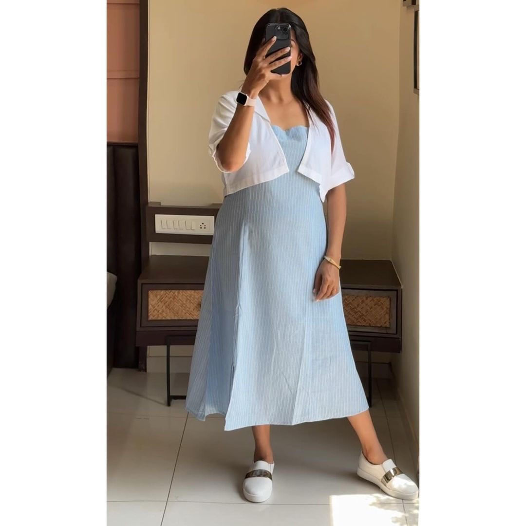 Dress as if you own the world.

Join our WhatsApp group for exclusive updates: chat.whatsapp.com/JfuyLjdxWSt4sh…

#newarrivals #newcollection #fashion #downloadnow #shopping #shoopamofficial #dresses #kurti #kurticollection #Arrival #onlineshopping #outfit #newarrivals2024 #shopnow