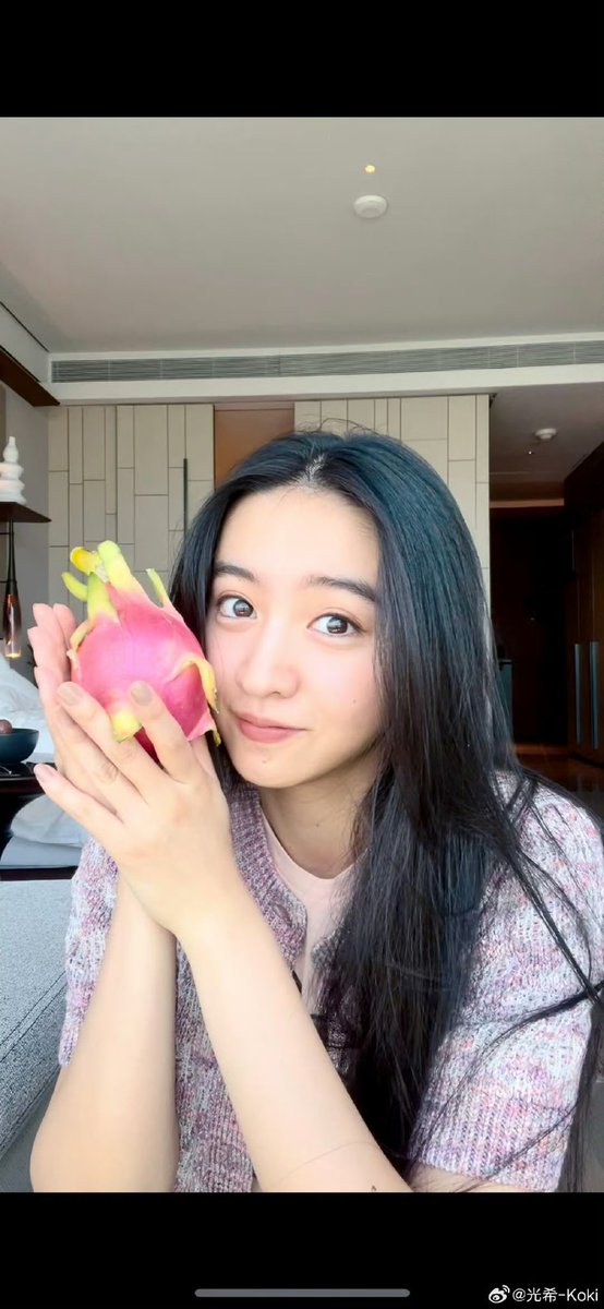 Kokikimurahk1's tweet image. Report from 光希 #koki
Waaaaaaa!! 
Been so long since I ate dragon fruit !! 
I looooove it 💓 ​​​
#webio #微博