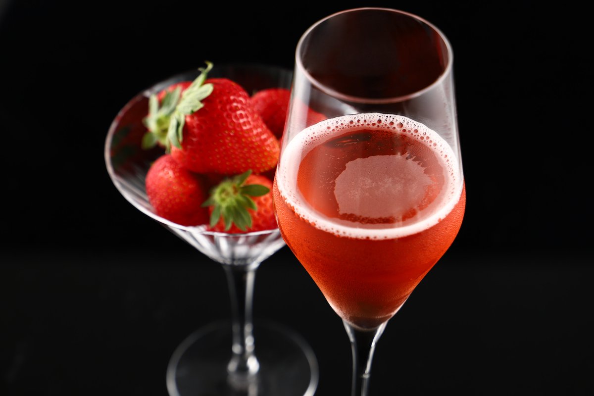 ー 彩果堂 あまおう ー “いちごの王様” とも呼ばれる人気ブランド苺