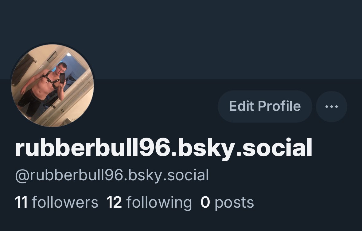 I figured I would get on the bandwagon. Please go and follow me on sky