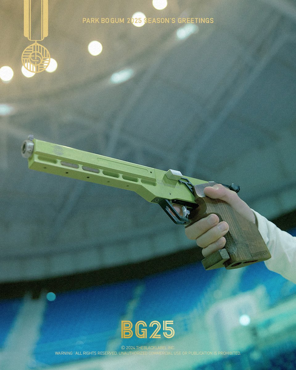 PARK BO GUM 2025 SEASON'S GREETINGS
MOOD POSTER 2

▫️ PRE-ORDER｜2024.11.20 - 2024.12.15
▫️ RELEASE｜2024.12.16
▫️ PARKBOGUM.bio.to/2025SEASONSGRE…

#박보검 #PARKBOGUM #SEASONSGREETINGS
#THEBLACKLABEL #더블랙레이블