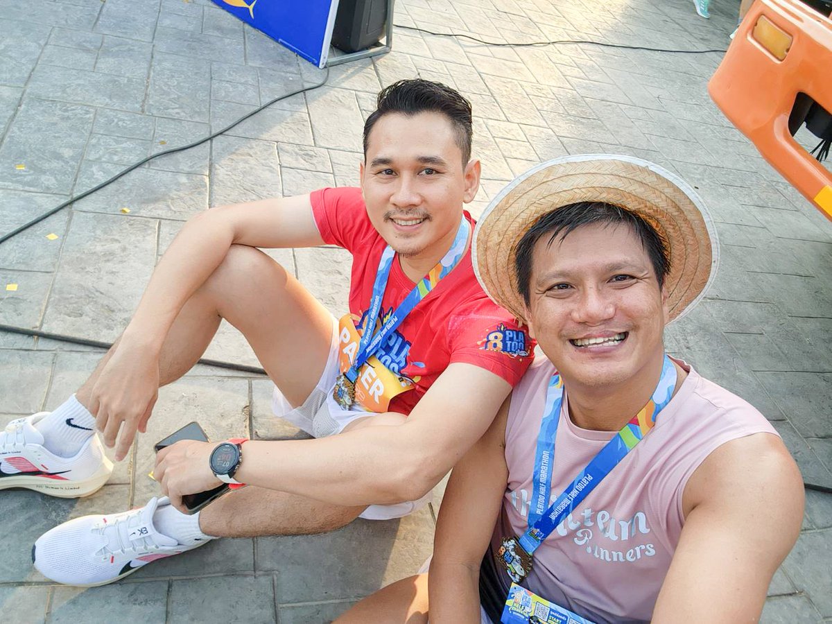 NinjaTooK's tweet photo. 🌟 'นุ' คนนี่ใช่มั๊ย..ที่เขาลือกันว่าเป็น ตัวท็อป ตัวตึง แดนปลาทู 🐟
#ปลาทูฮาล์ฟมาราธอน8
#ปลาทูฮาล์ฟมาราธอน
#PlatooHalfMarathon
#Pla2HalfMarathon
#Pla2HalfMarathon2024
#Platoo8 #วิ่งปลาทู
#Platoo #pla2
#วิ่งจนปลาทูหน้างอ
#tookkyrun https://t.co/UvC6HNi1Vg