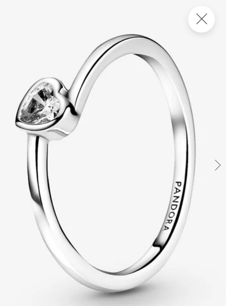 naohgnsei's tweet photo. 🎀 แหวน pandora  ไซส์ 48
เคยใส่ไป2ครั้งและ เก็บไว้ในกล่อง 
 
🌷ราคา 700 รวมส่ง 
✨ กล่อง /  ถุง
น้องเริ่มดำแล้วเอาไปขัดที่ shop ได้ค่ะ 

#ส่งต่อpandora #pandorath #pandoraแท้ #ส่งต่อpandora #pandoraมือสอง #pandorathailand https://t.co/cVvcX2scdZ