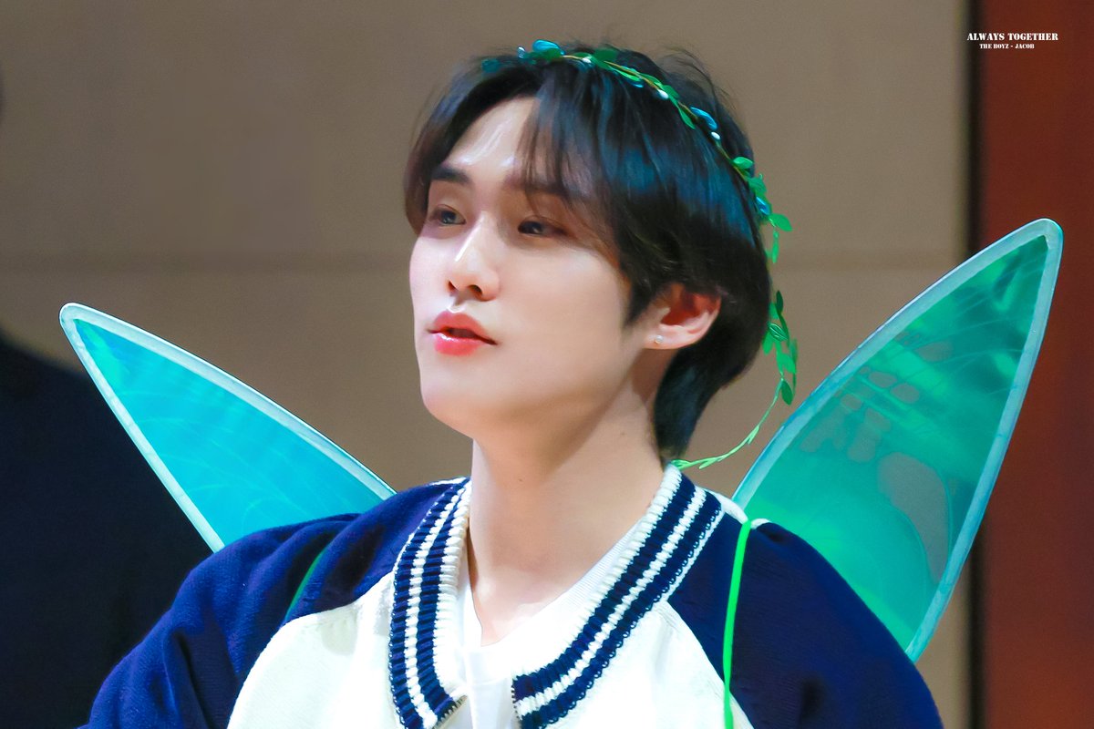 always_0530's tweet photo. 241114  예뽀셔💗
#THEBOYZ #더보이즈 #JACOB #제이콥 https://t.co/gKg277hveh