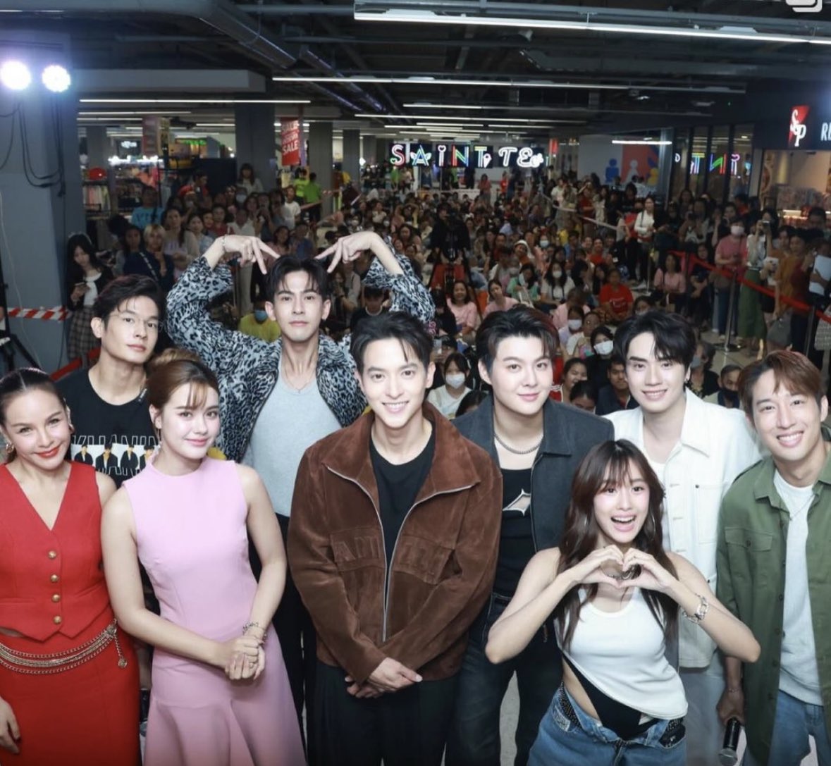 (CLOSE) SUPPORT SAINT tweet media