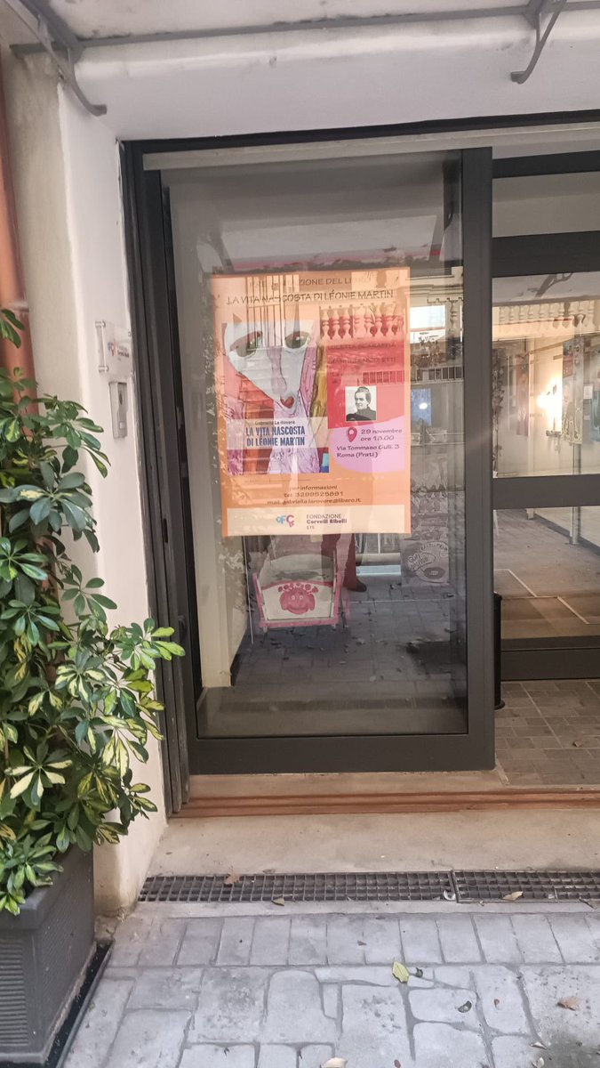 gabrylarovere's tweet photo. È tutto pronto! Venerdì 29 novembre alle ore 18.30
#presentazionelibro 
#autismo #patografia #epistolario #leoniemartin  #teresadilisieux https://t.co/7fSSQpqo1T