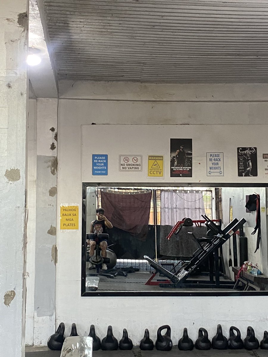 cleanJeksDVO's tweet photo. Eyy leg day💦💪

#bacolod https://t.co/UaWLekfyRs